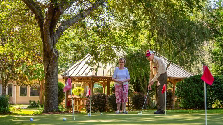 Wellness on the Green: How Outdoor Recreation Is Shaping Senior Living at Veranda Pensacola